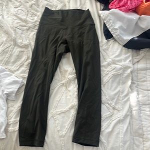 lululemon cropped leggings